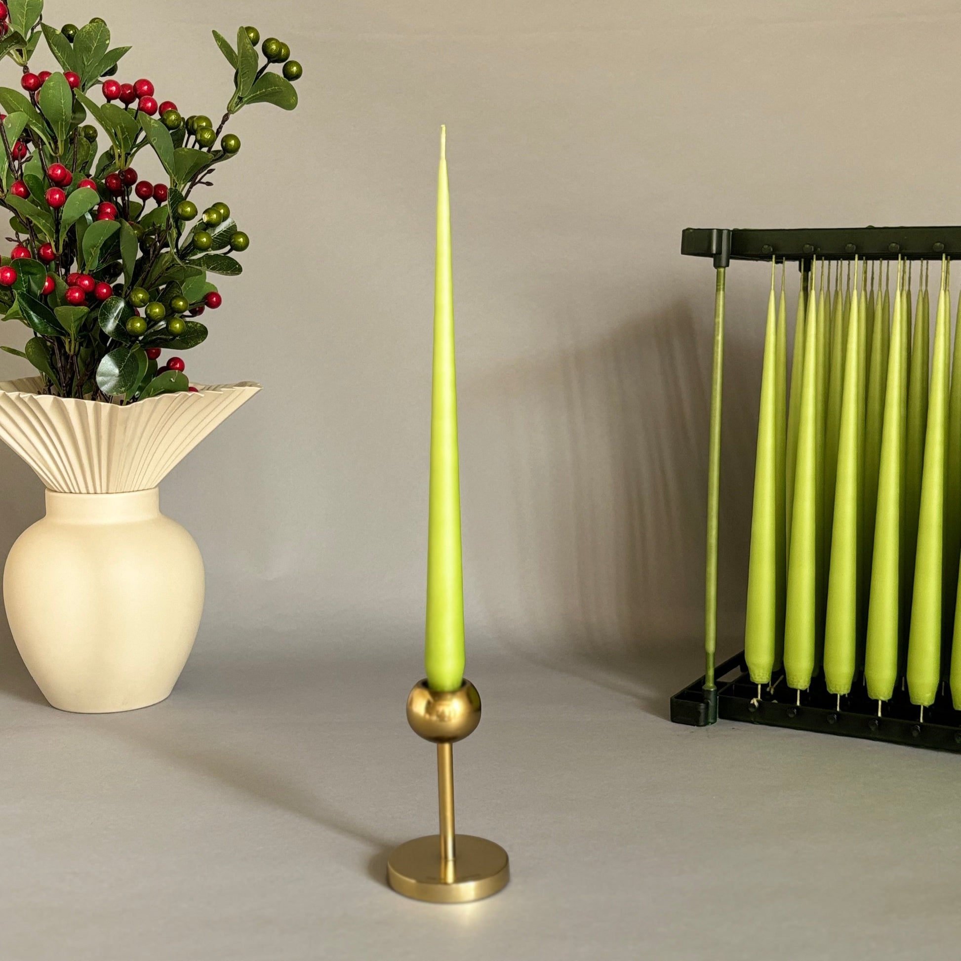 Lime Green Taper candle (32 cm)