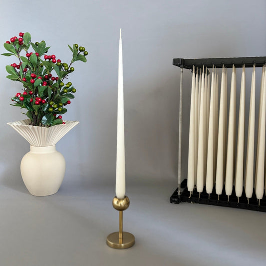 Ivory White Taper candle (42 cm)