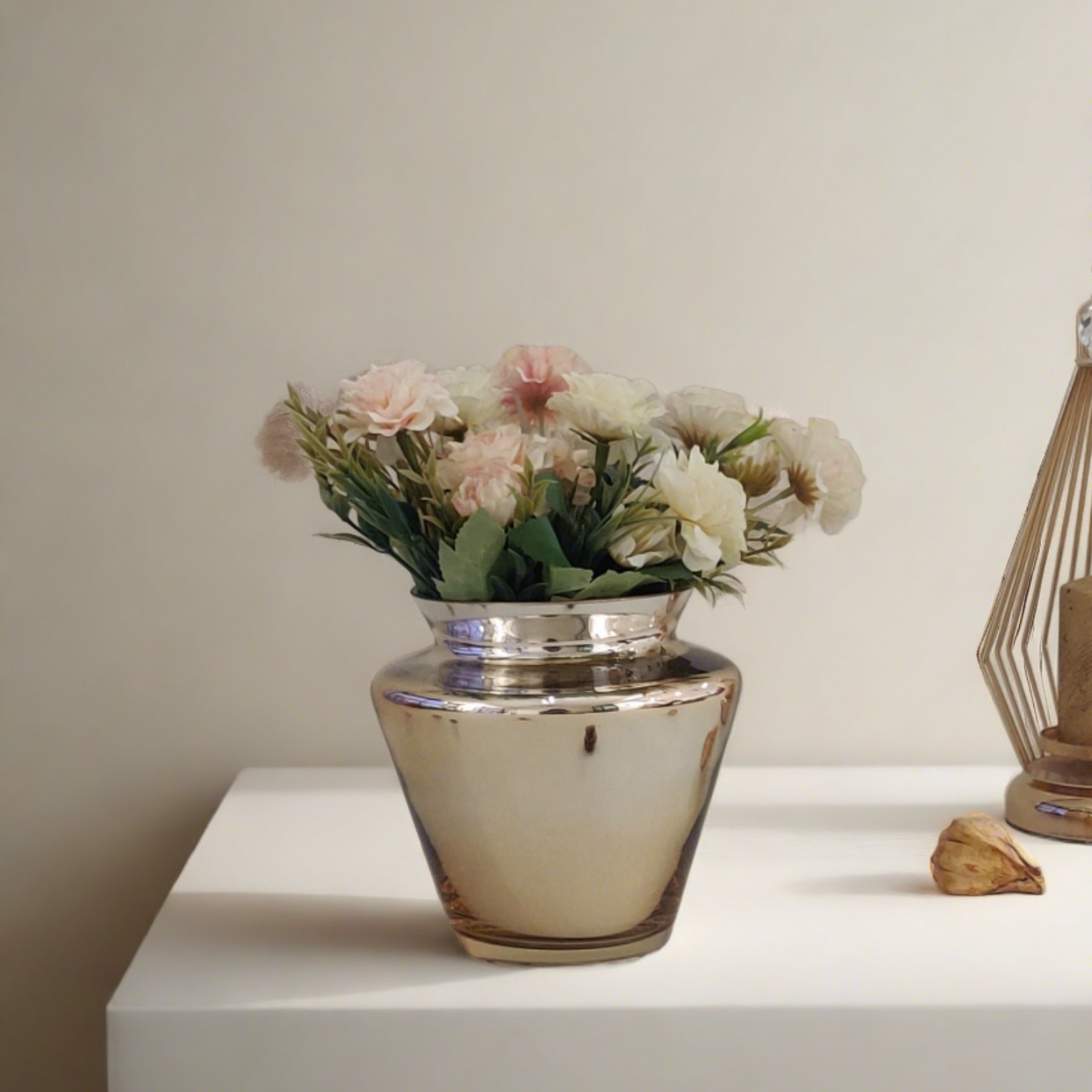 Viridis Gold Flower Pot Vase