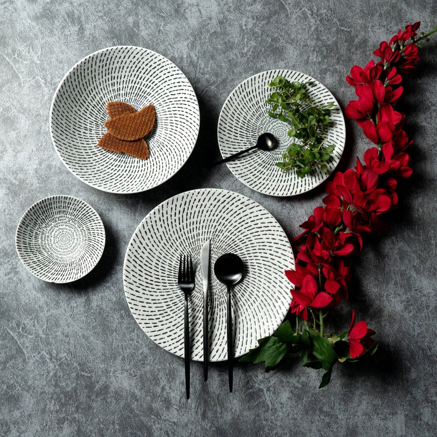 Tableware Mangata Modern White Plate - The Decor Circle