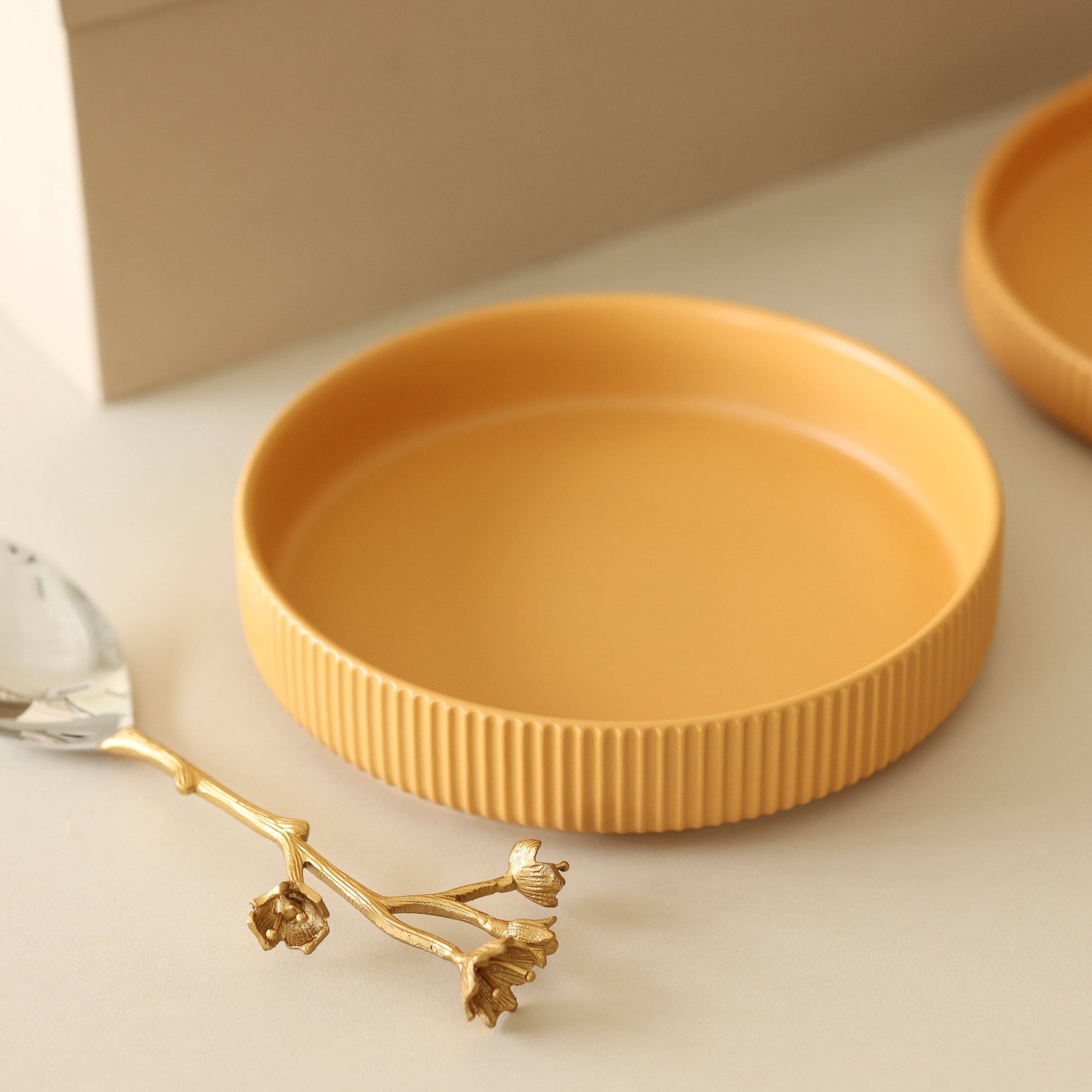 Apricus Yellow Ceramic Platter